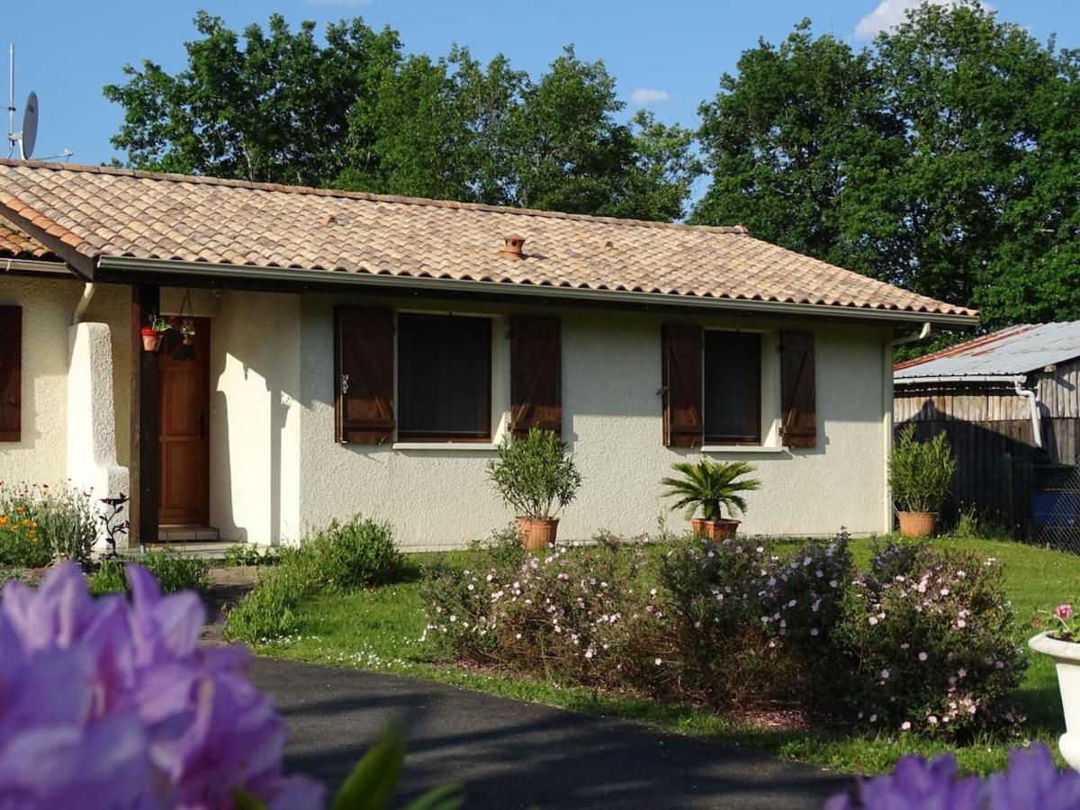 Gite Les Garbails Le Barp Exterior foto